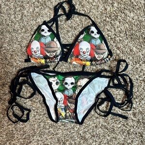 NWOT Amazon Villain Triangle String Bikini
